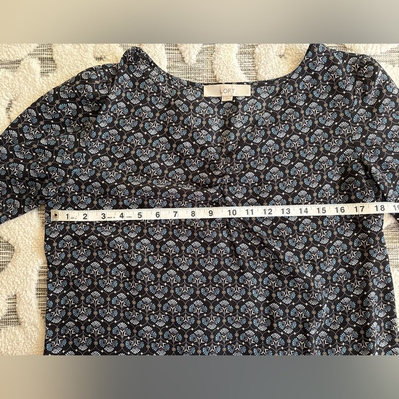 Loft Black and Blue Mosaic Blouse Sz S - Picture 7 of 7